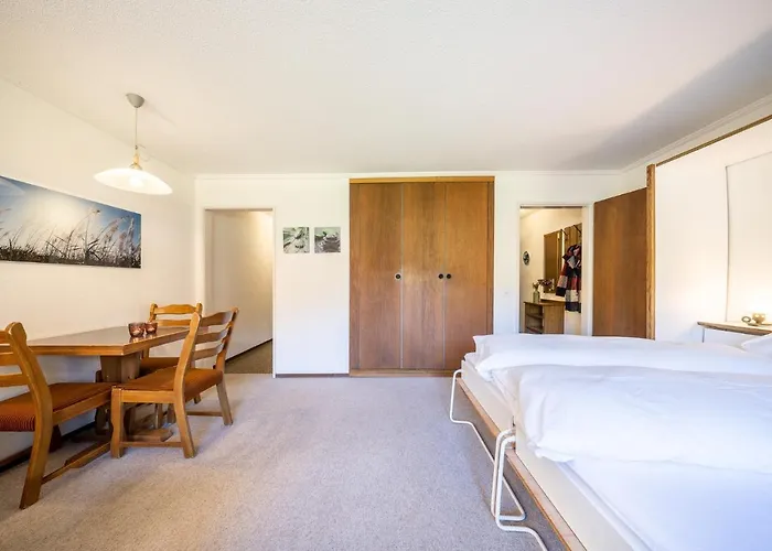 Apartman 9303 Gemuetliches, Zweckmaessig Eingerichtetes Mit Balkon Und Golfplatzblick Vulpera